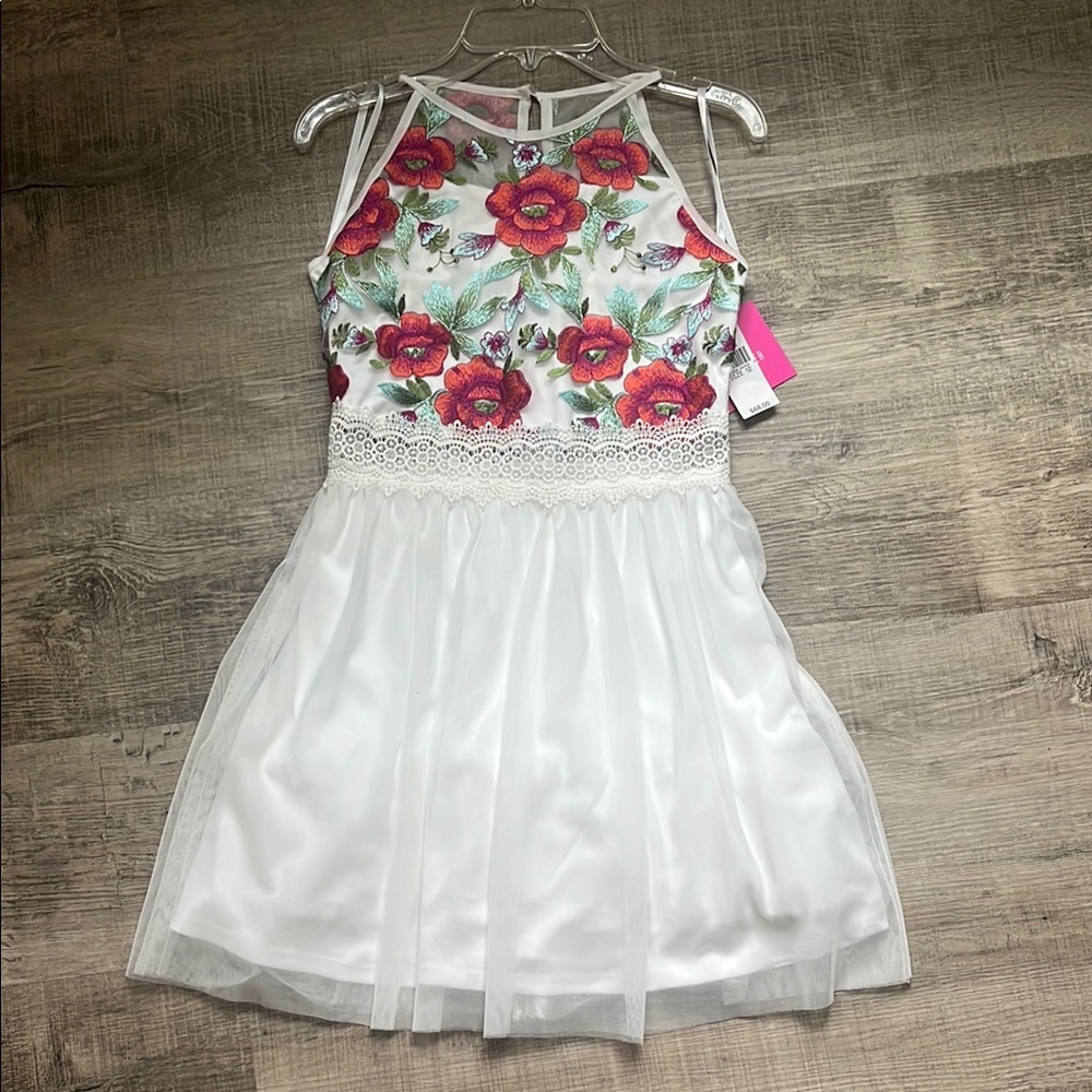 Amy Byer Red and White Formal Dress